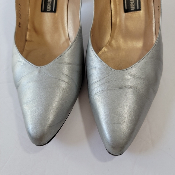 VTG Stuart Weitzman Corniche Mid Silver Pump 8.5 Leather Old Money Office Siren - Picture 4 of 12